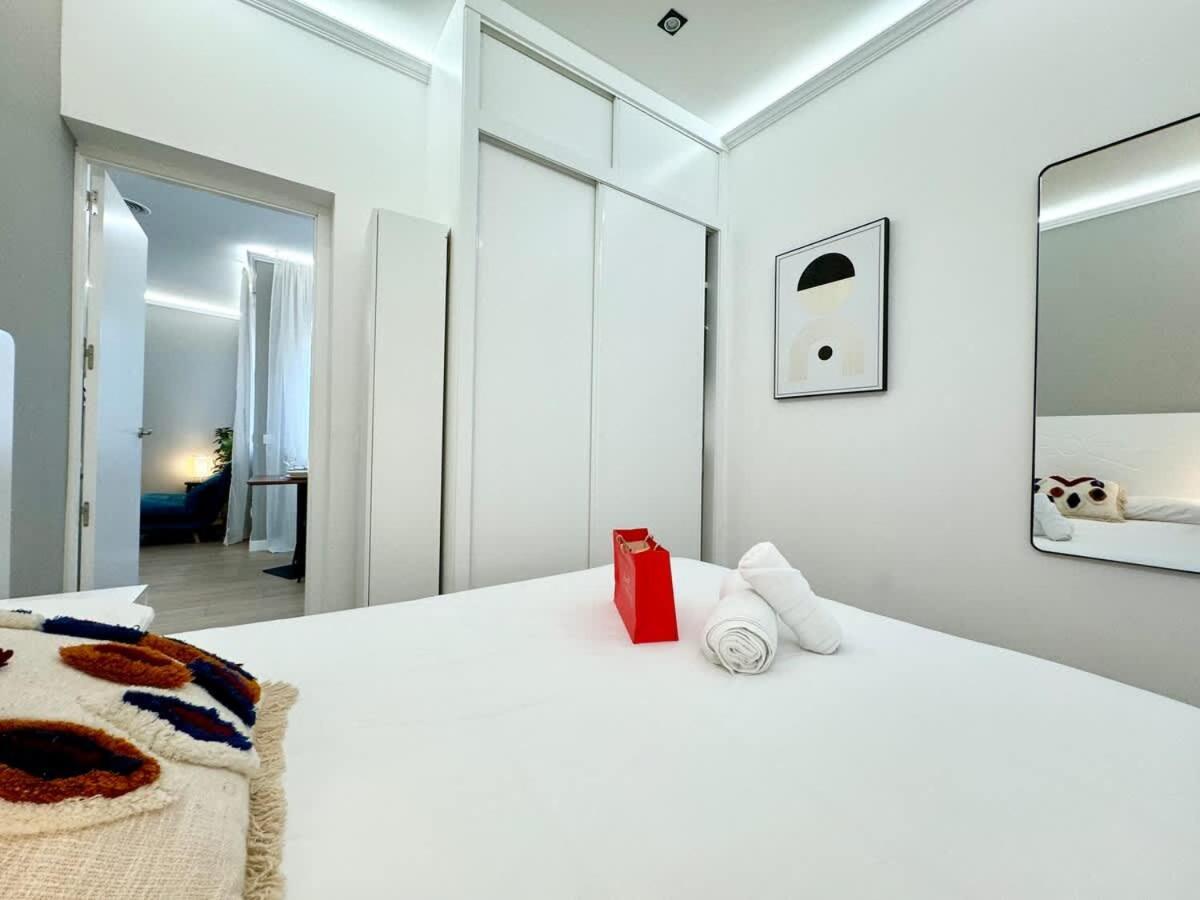 Plaza Mayor Cozy Private Apartment With Ac Madrid Exterior photo