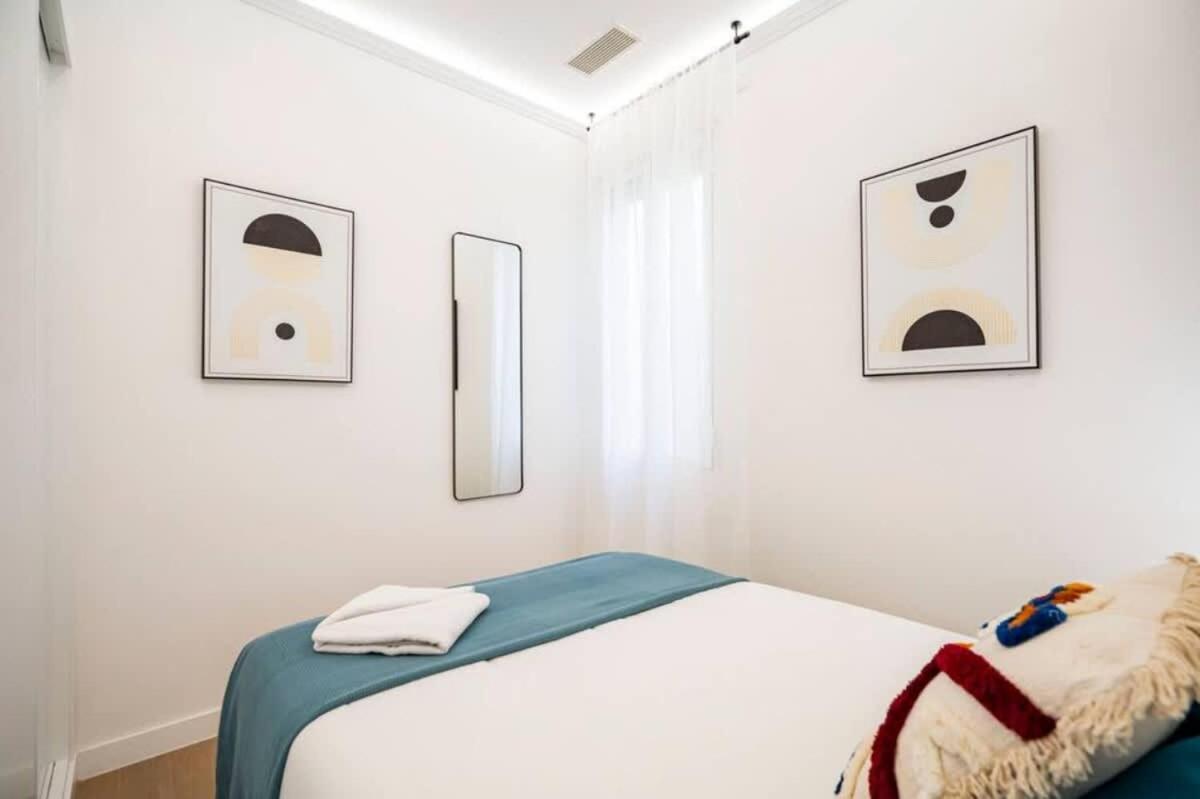 Plaza Mayor Cozy Private Apartment With Ac Madrid Exterior photo